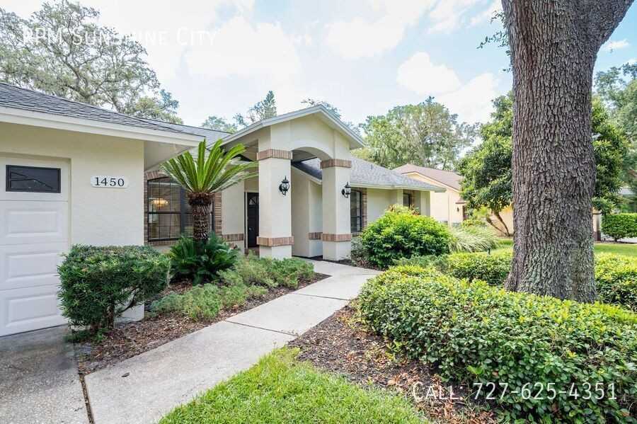 1450 Waterwood Dr - Photo 2 of 36