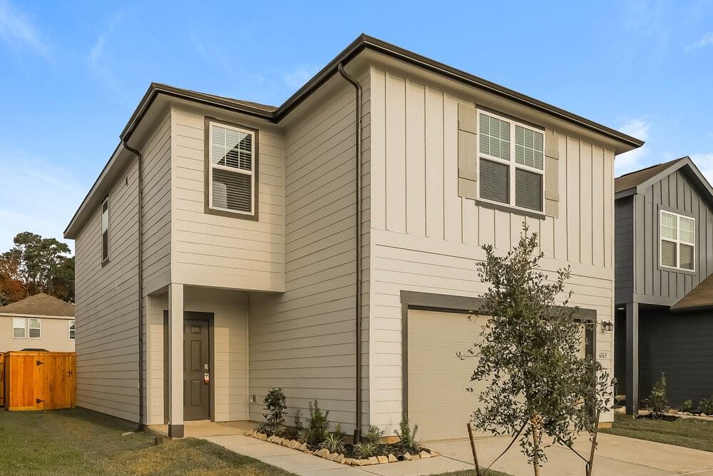 6163 Emperor Pines Trl - Photo 4 of 17