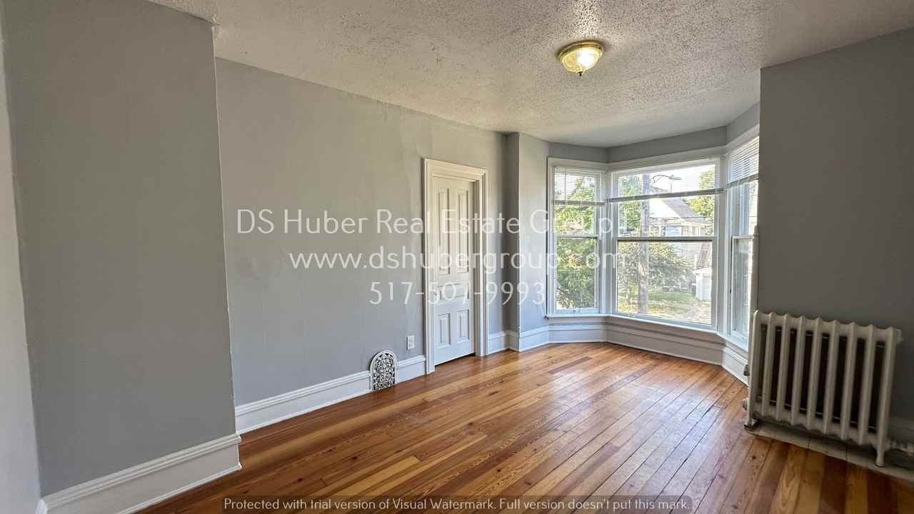 SEYMOUR & - Photo 2 of 16