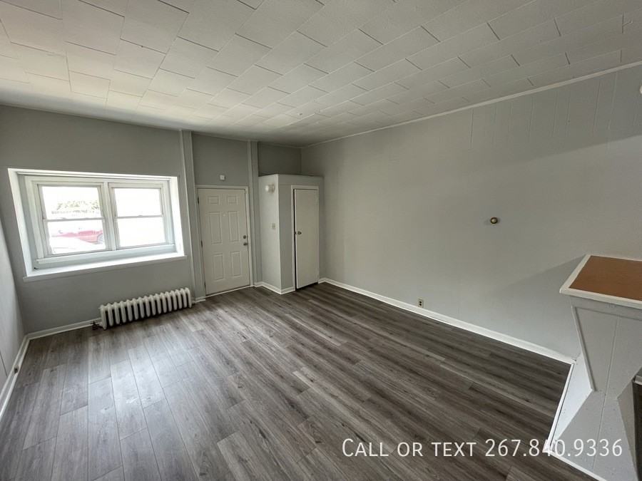 132 North King Street - Photo 3 of 24