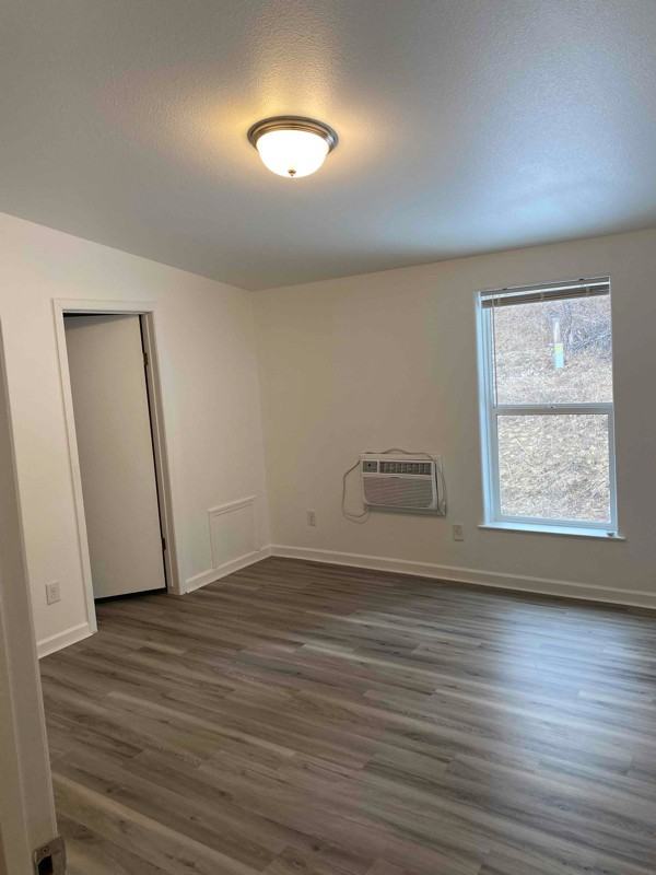 1077B Bear Paw Trl - Photo 3 of 4