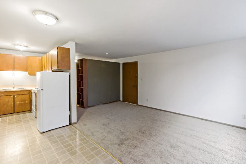 5625 15th Avenue Northeast #303 - Photo 4 of 10