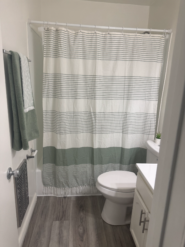 8757 Owensmouth Ave #9 - Photo 3 of 11