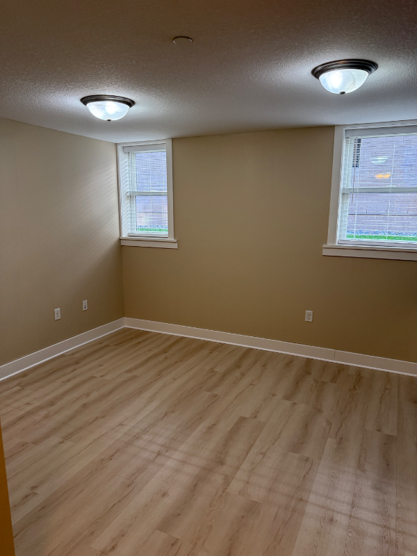 3515 2nd Ave S #103 - Photo 4 of 9