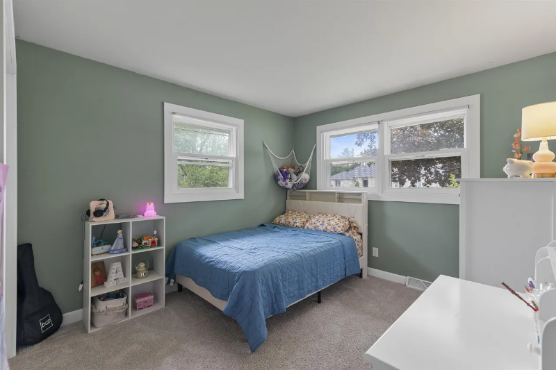 810 Suffolk Dr - Photo 7 of 20