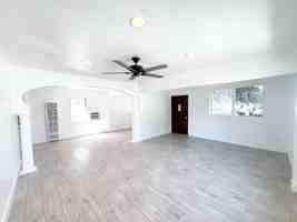 featured image of 718 Oakford Dr #718