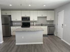 1925 Avenue O Sw #205 - Photo 1 of 1