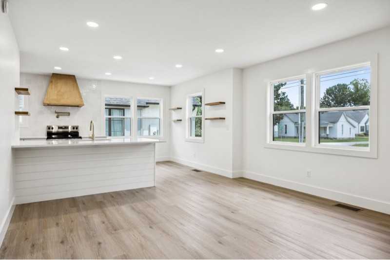 1332 Columbia Avenue