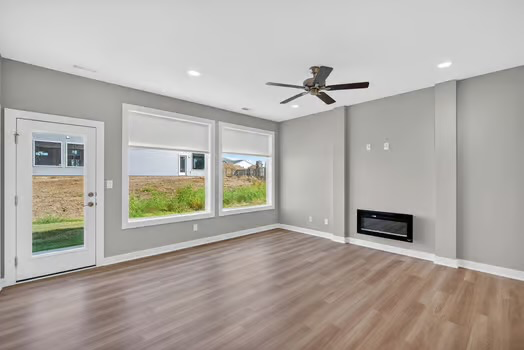 5421 154th Ct - Photo 5 of 20