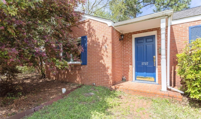 2727 Pelzer Avenue - Photo 3 of 15