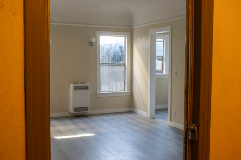 4017 W 28th St #6 - Photo 2 of 11