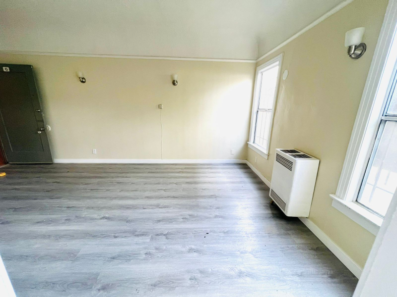 4017 W 28th St #6 - Photo 3 of 11