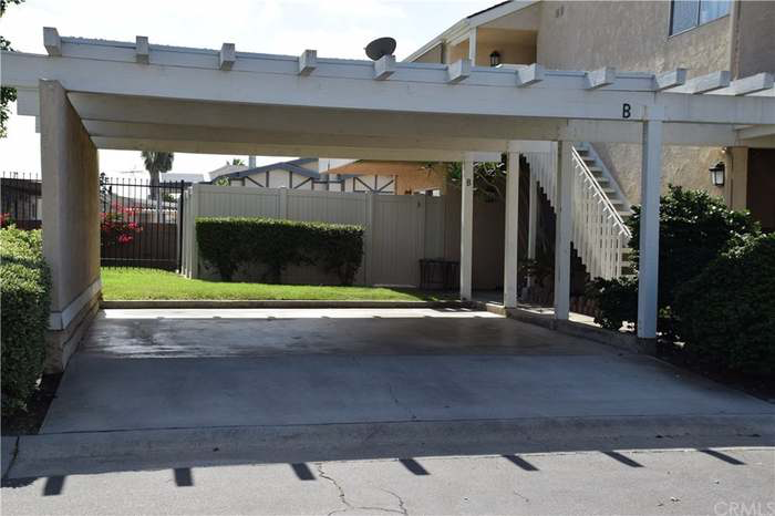 4918 W 5th St #B - Photo 2 of 11