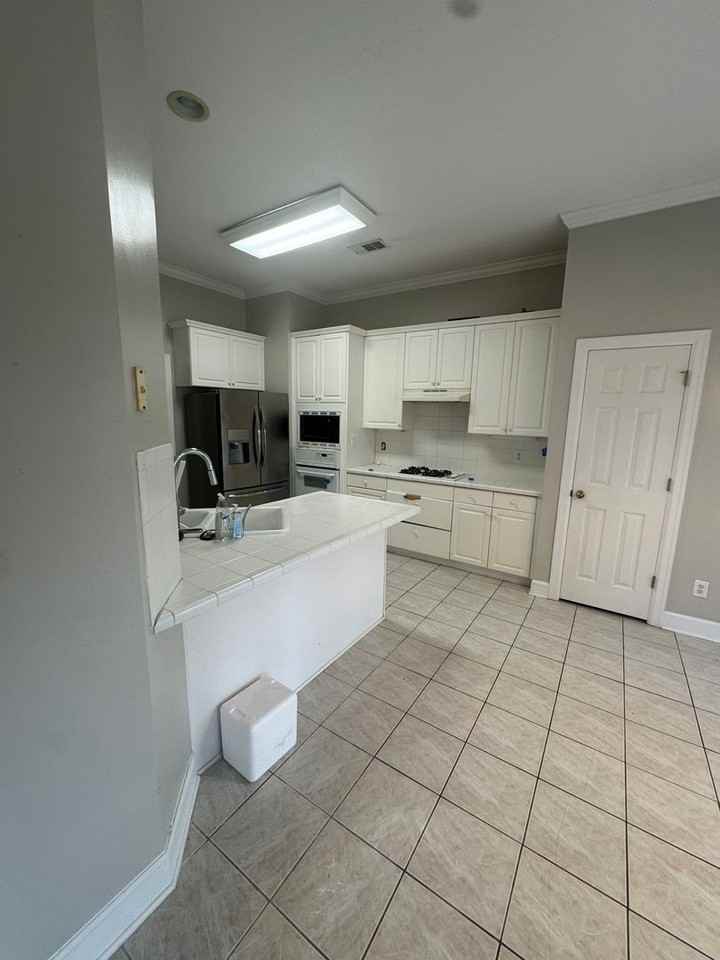 8653 Old Marsh Way - Photo 7 of 26