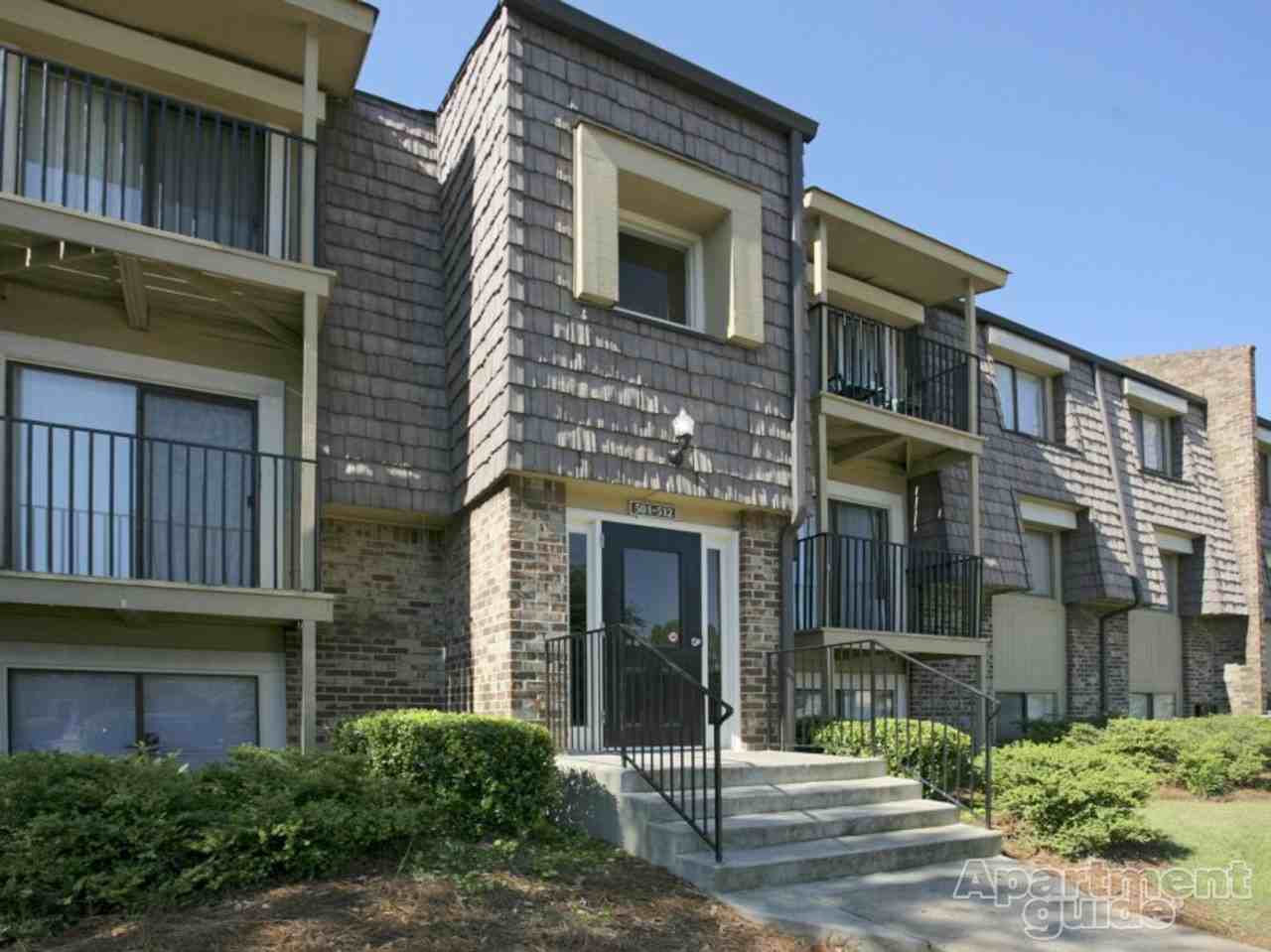 716 Old Manor Road - Photo 4 of 21