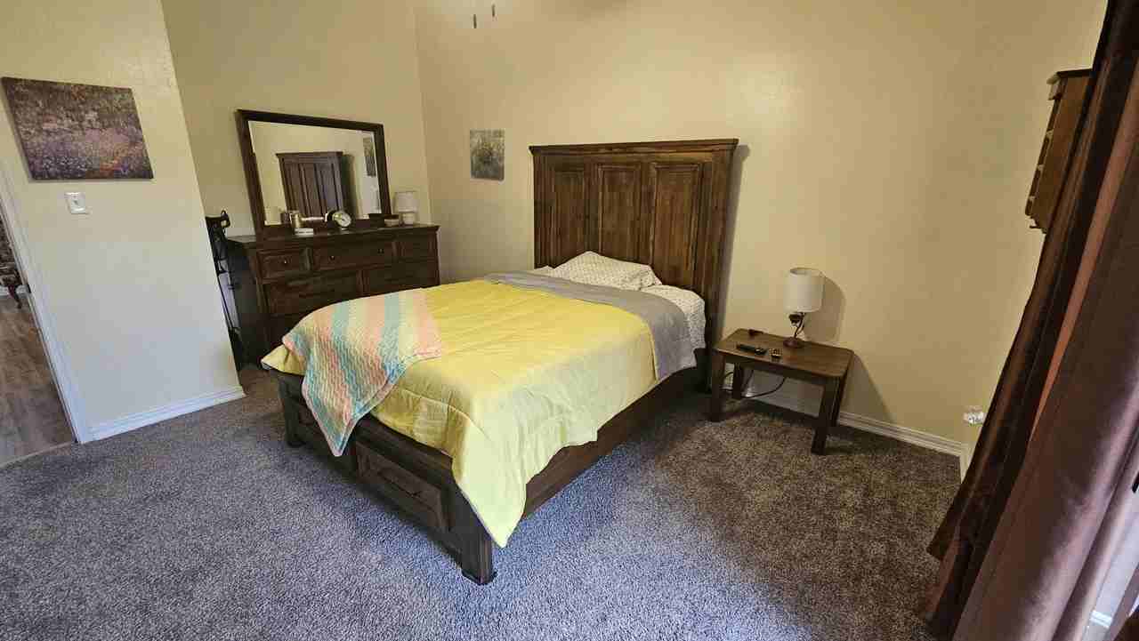 2513 Pasadena Ave #303 - Photo 7 of 11