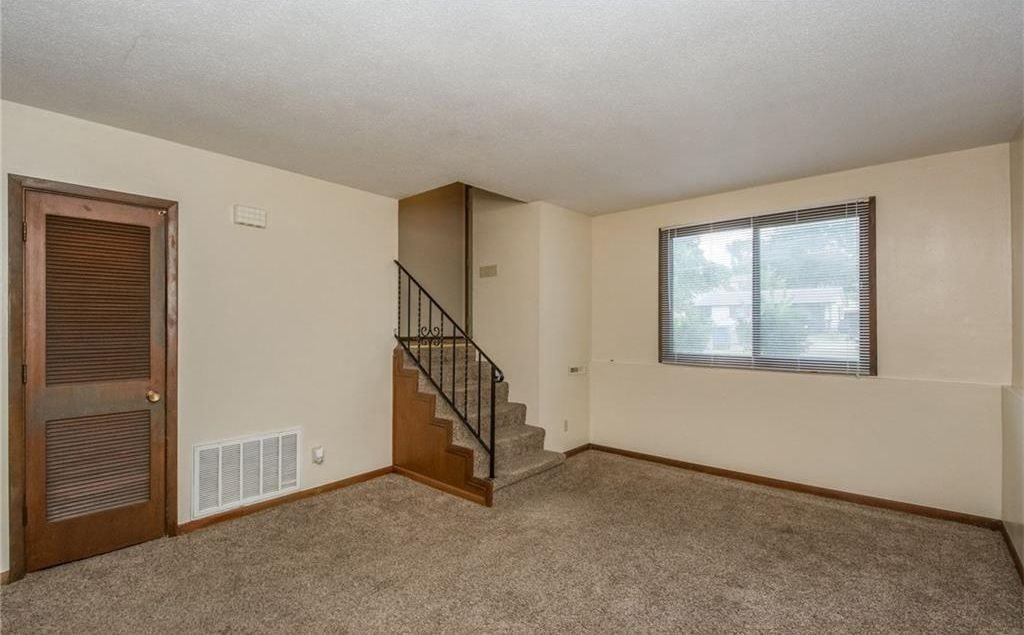 4421 S Union St #NA - Photo 5 of 6