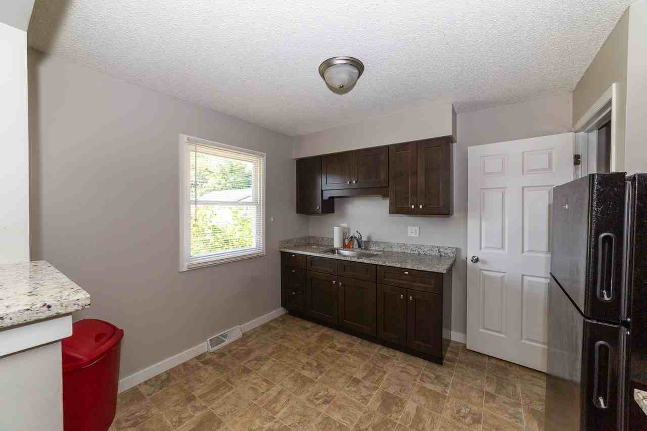 905 Emma Ave #NA - Photo 3 of 16
