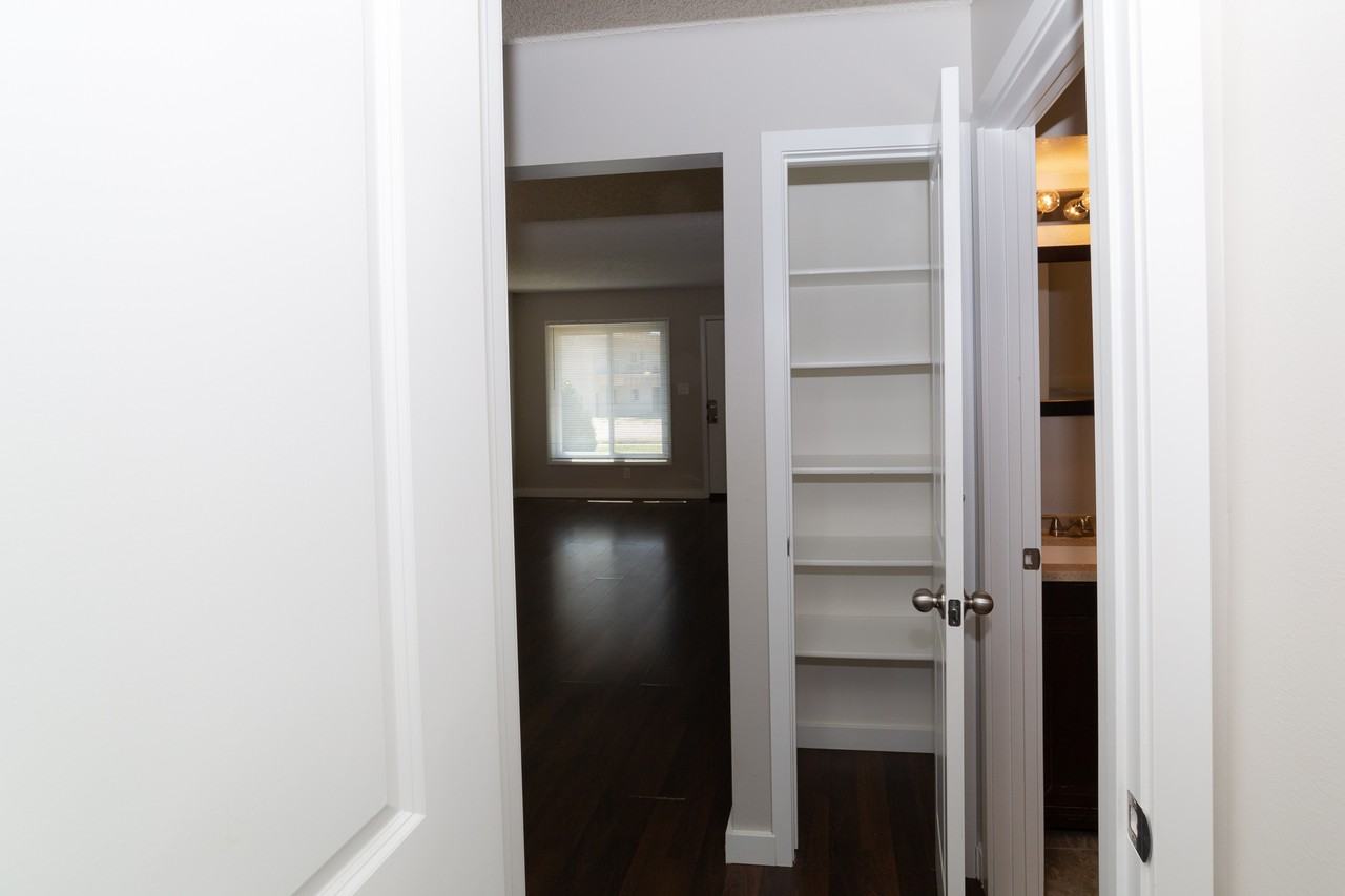 905 Emma Ave #NA - Photo 6 of 16