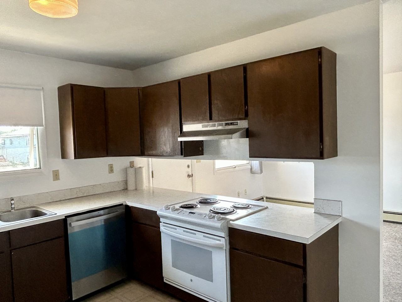 204 S 20th Ave #206 - Photo 2 of 22