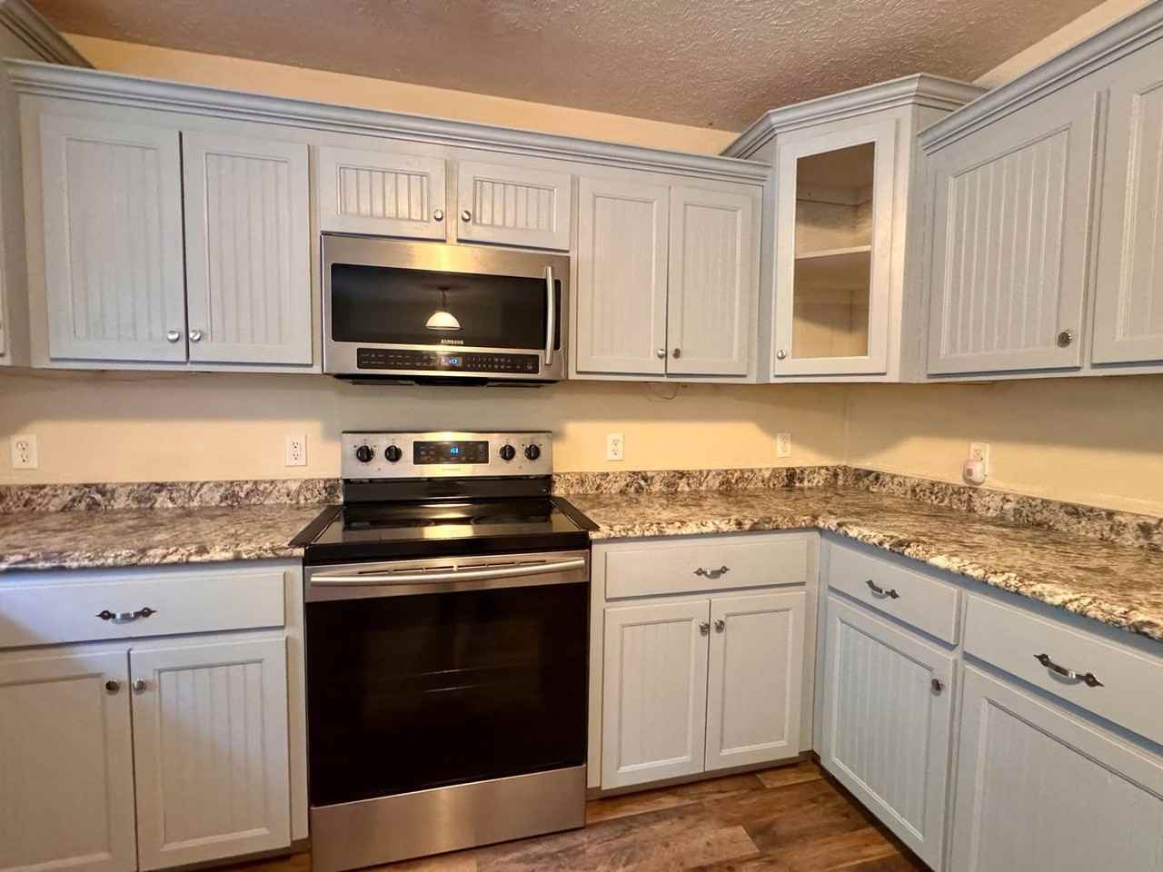 14209 Haywood Dr - Photo 6 of 18
