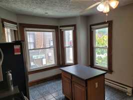 featured image of 319 E 18th Ave