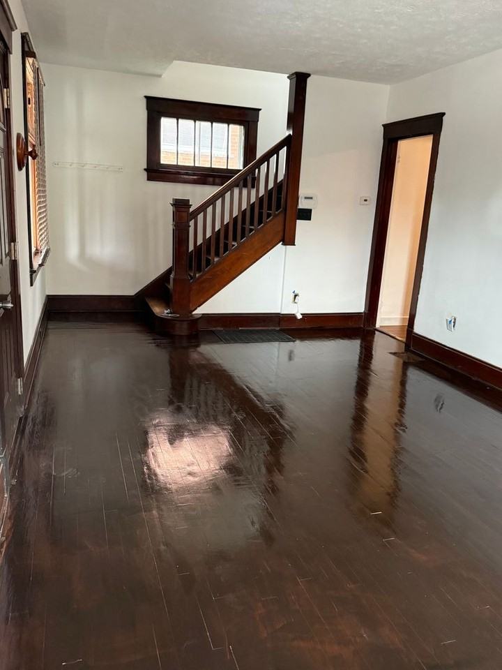 1518 Cedar Ave - Photo 3 of 16