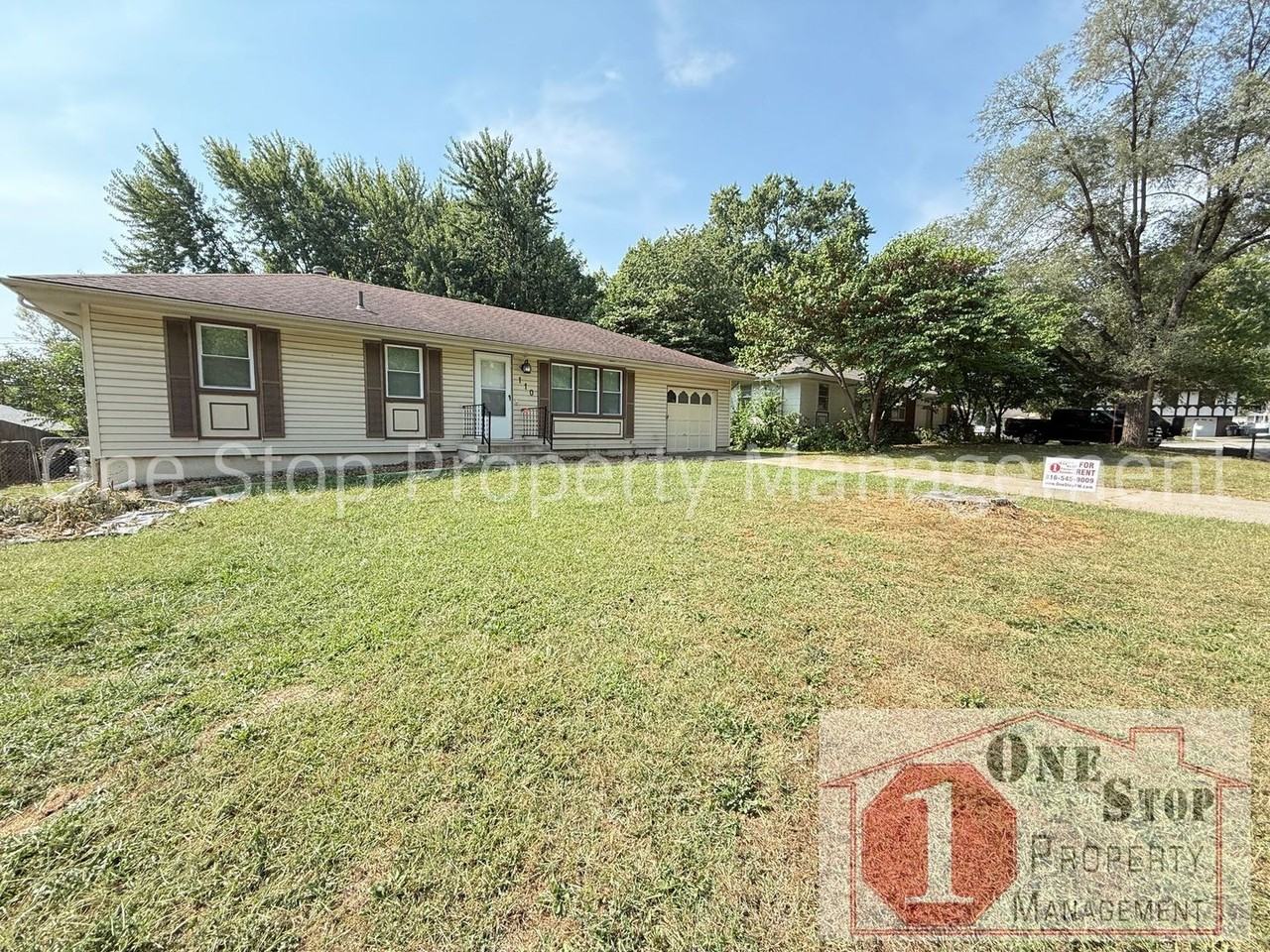 110 Sw Moore Ct - Photo 2 of 19