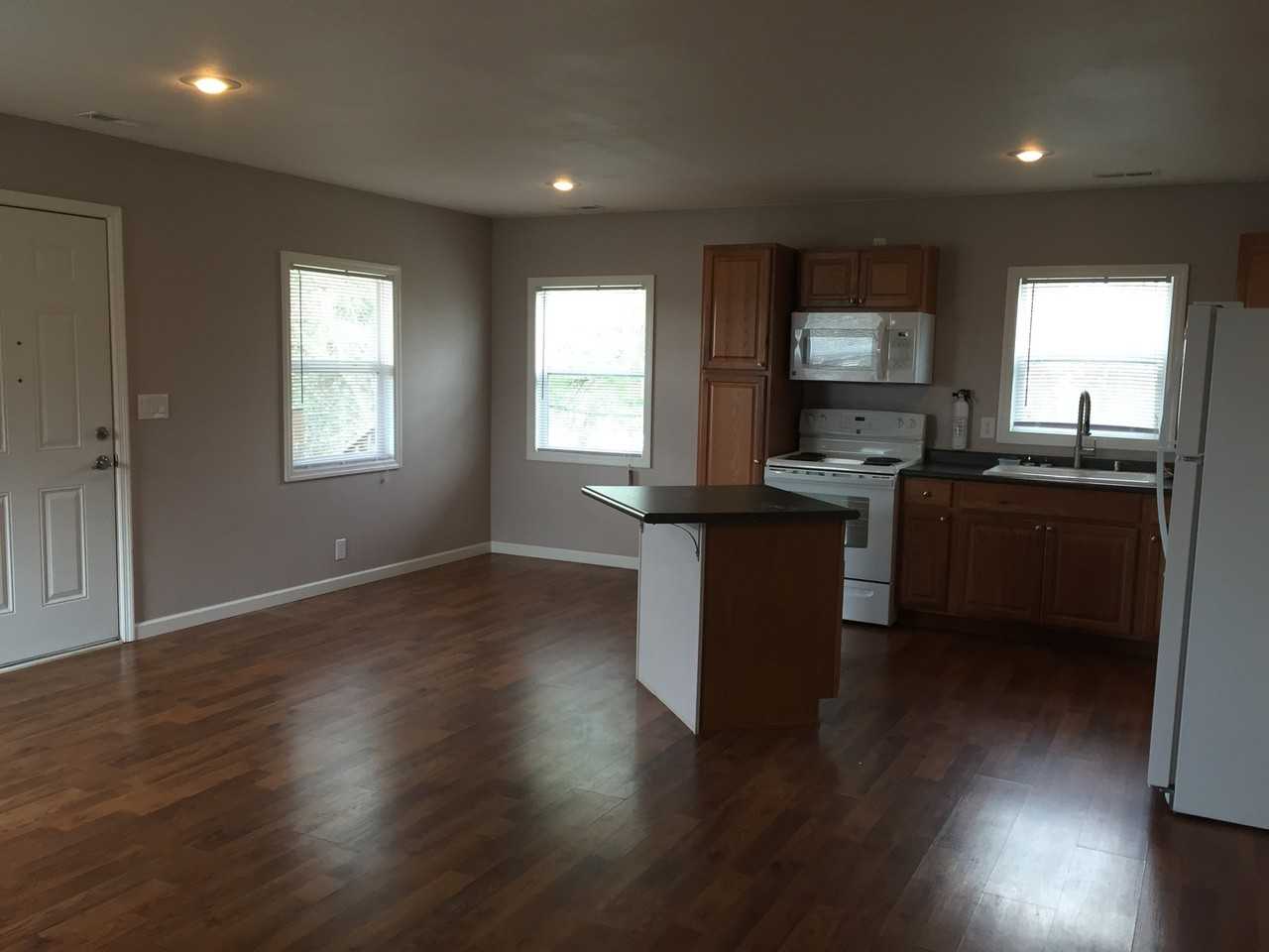 3810 Old Knoxville Hwy - Photo 3 of 14