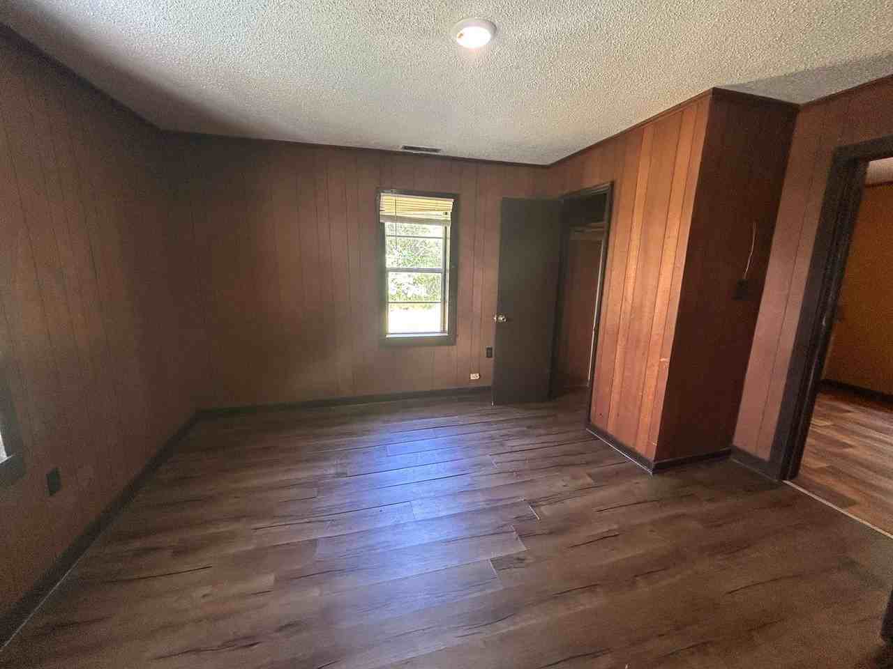 1977 Fulton Rd - Photo 4 of 8