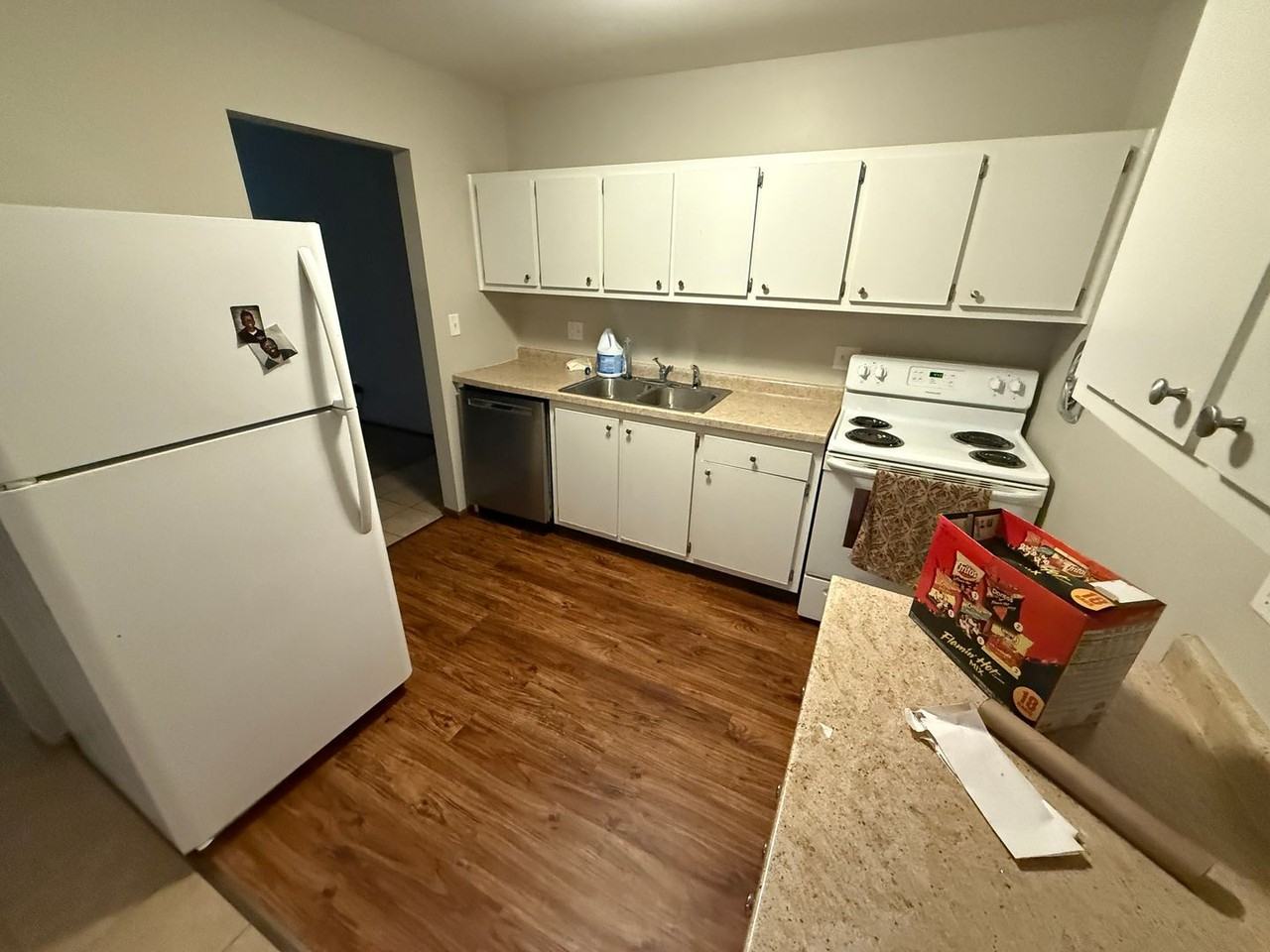 Williamsburg Flats 215 - Photo 3 of 34