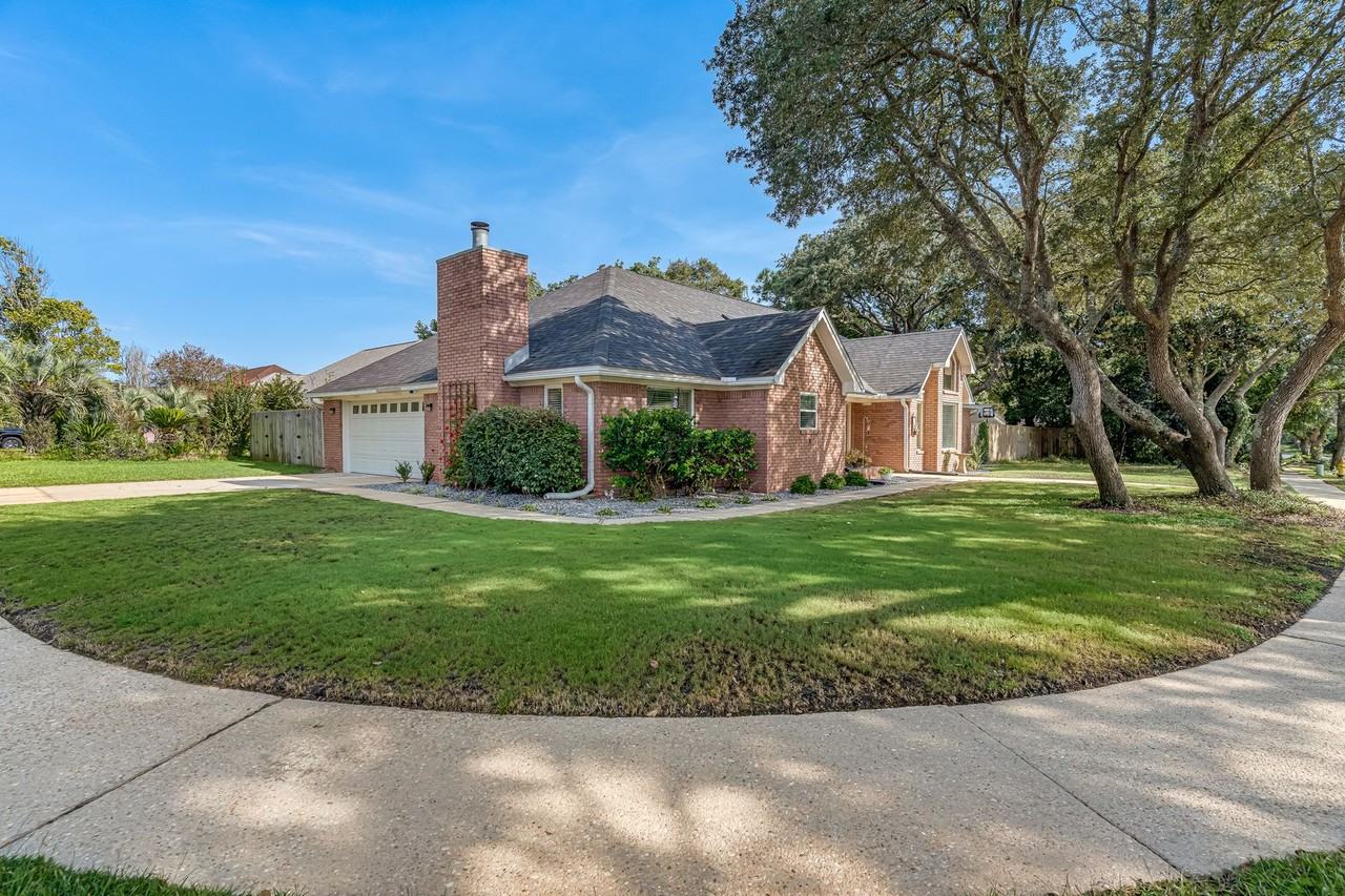 10008 Calle De Palencia - Photo 3 of 50