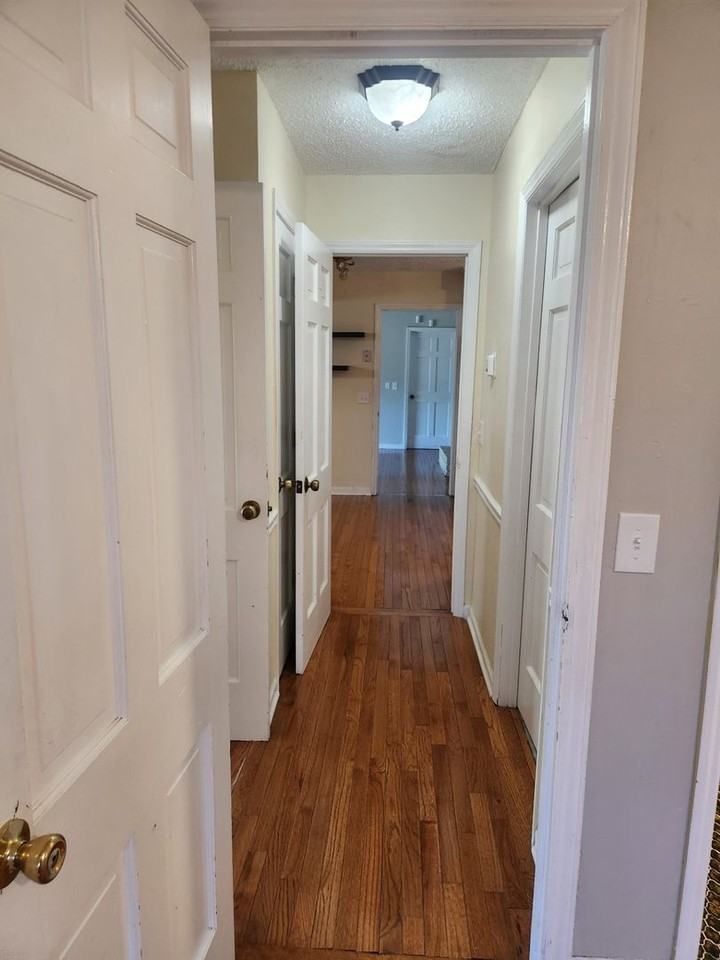 3108 Saint Louis St - Photo 5 of 10