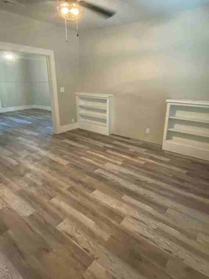 501 Amarillo St - Photo 2 of 14