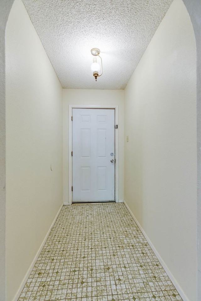 3846 Deerfield Rd - Photo 6 of 28