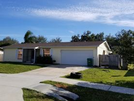 566 Nw Marion Ave - Photo 1 of 1