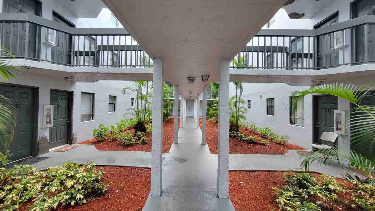 1950 North Congress Avenue #206 - Photo 5 of 27