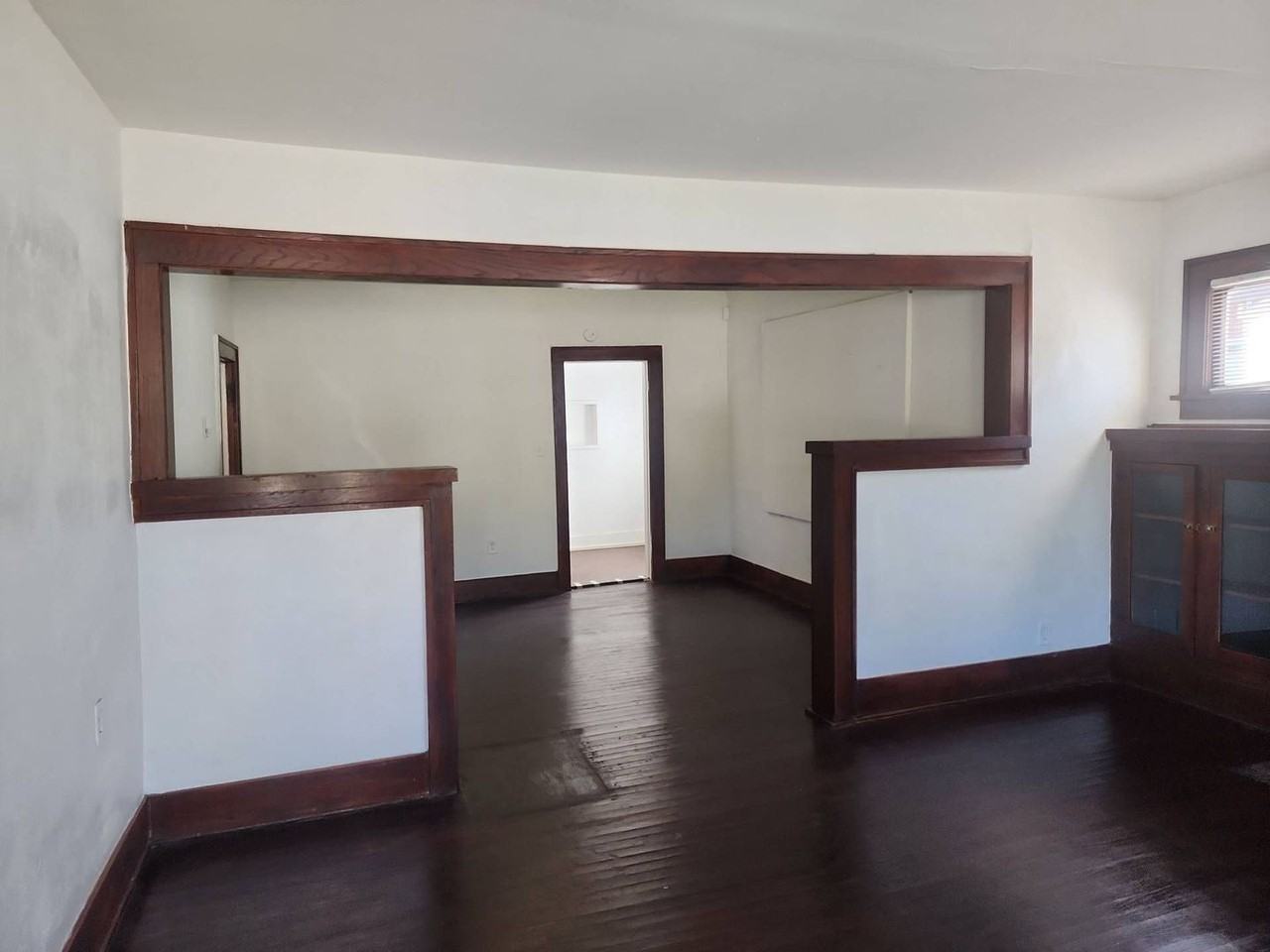 2200 Nw 12th St - Photo 2 of 25