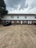 featured image of 904 N Montgomery St