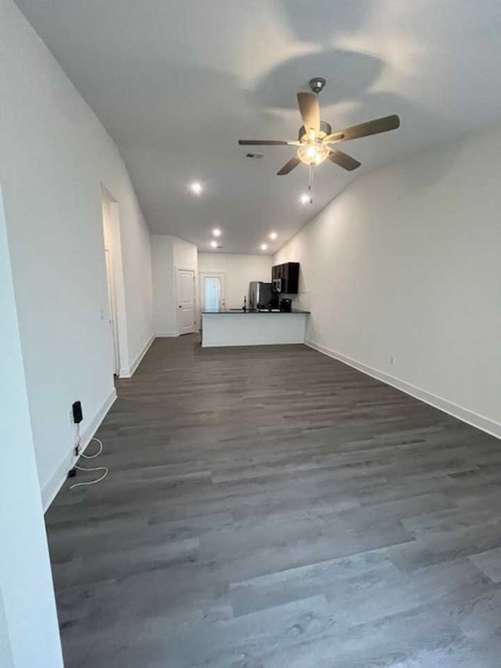 5217 S Chase Cir - Photo 2 of 24