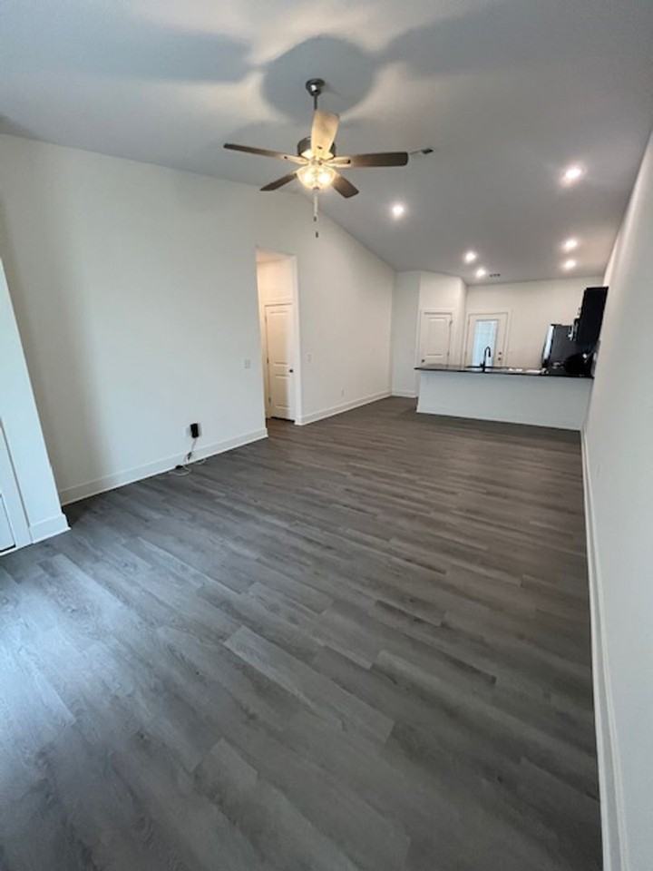 5217 S Chase Cir - Photo 3 of 24