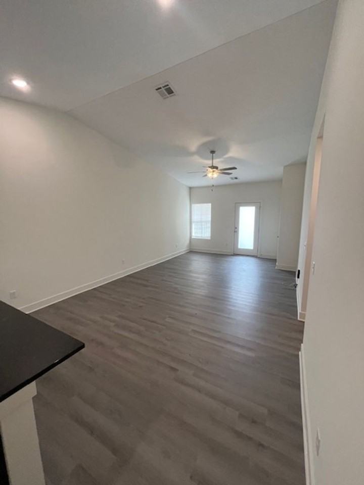 5217 S Chase Cir - Photo 4 of 24