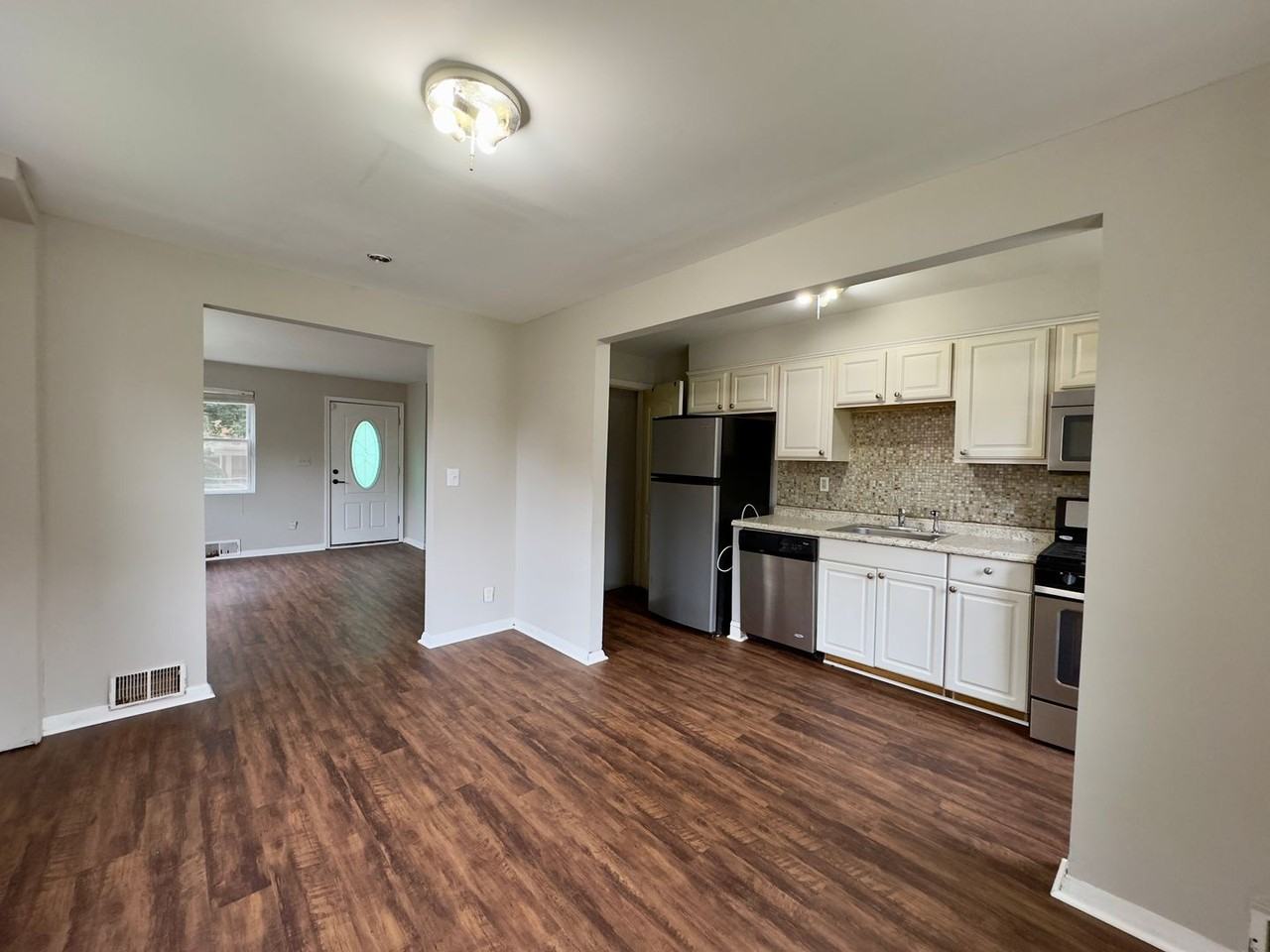 5615 Belle Ave - Photo 6 of 17