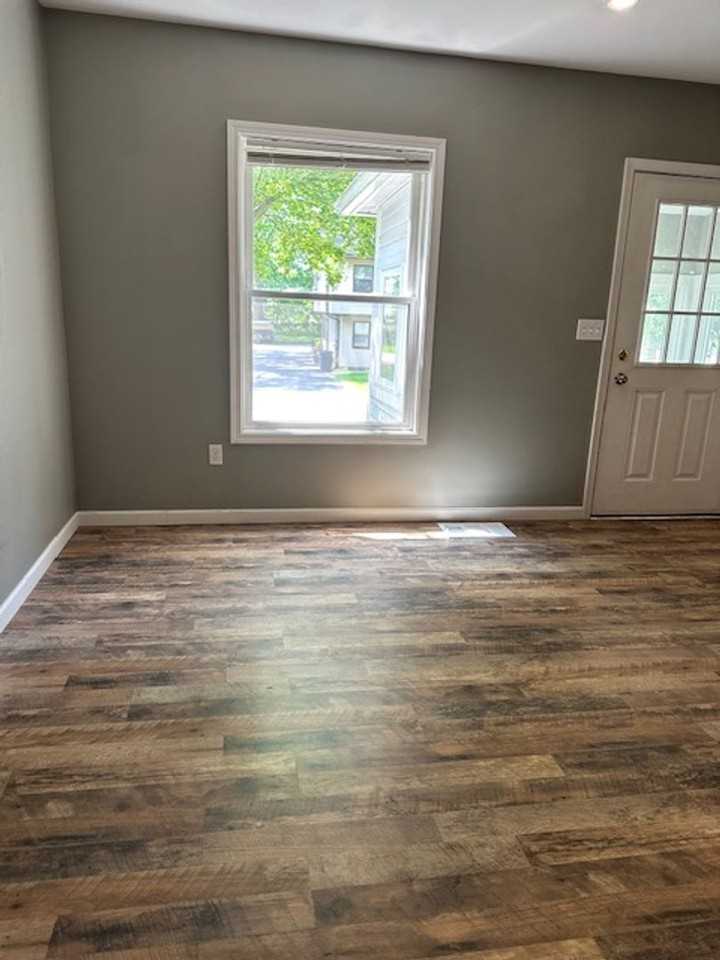 26 Elm St - Photo 5 of 18