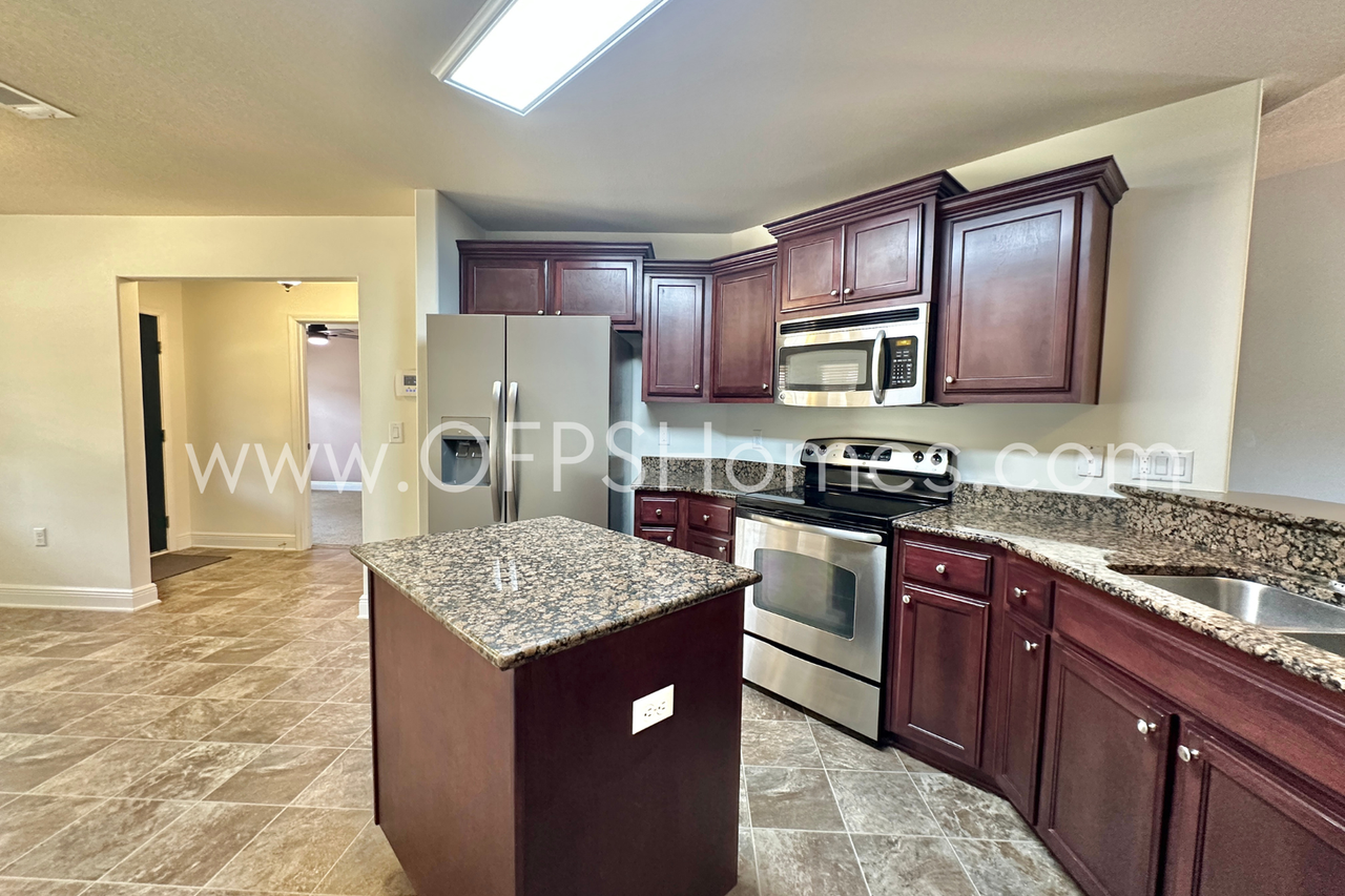 306 Gauntlet Dr - Photo 6 of 23