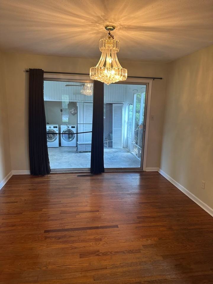 1220 W Park Ave - Photo 4 of 13