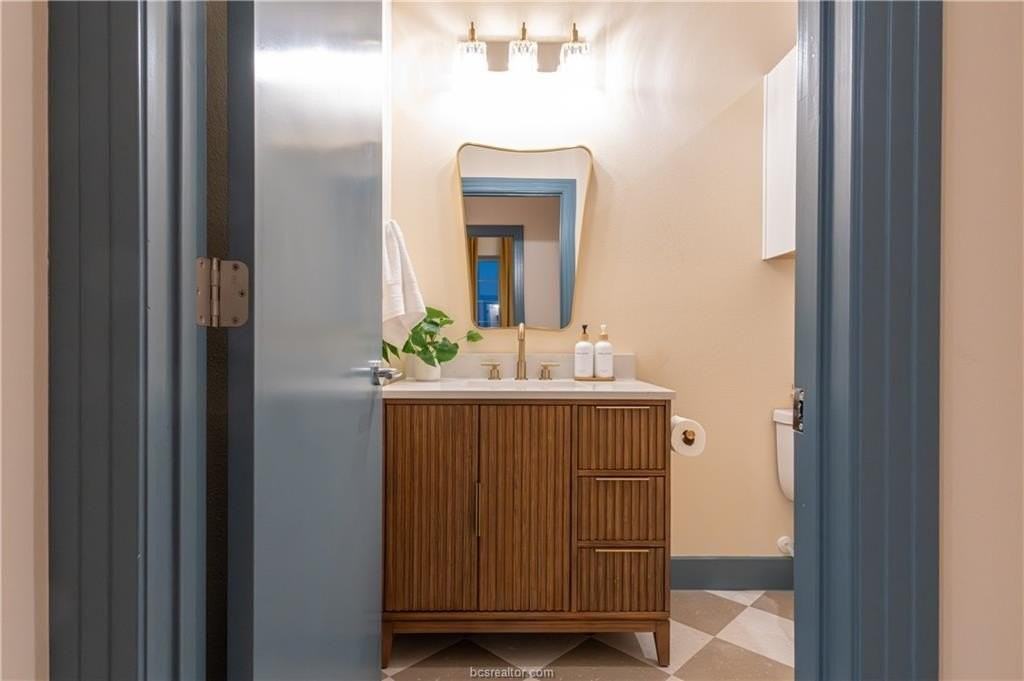 608 North Bryan Ave. Avenue #226 - Photo 7 of 13