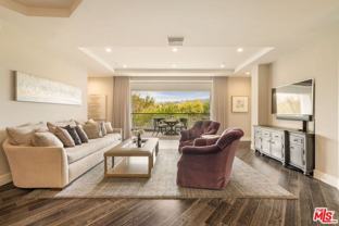 460 N Palm Dr #403 - Photo 1 of 1