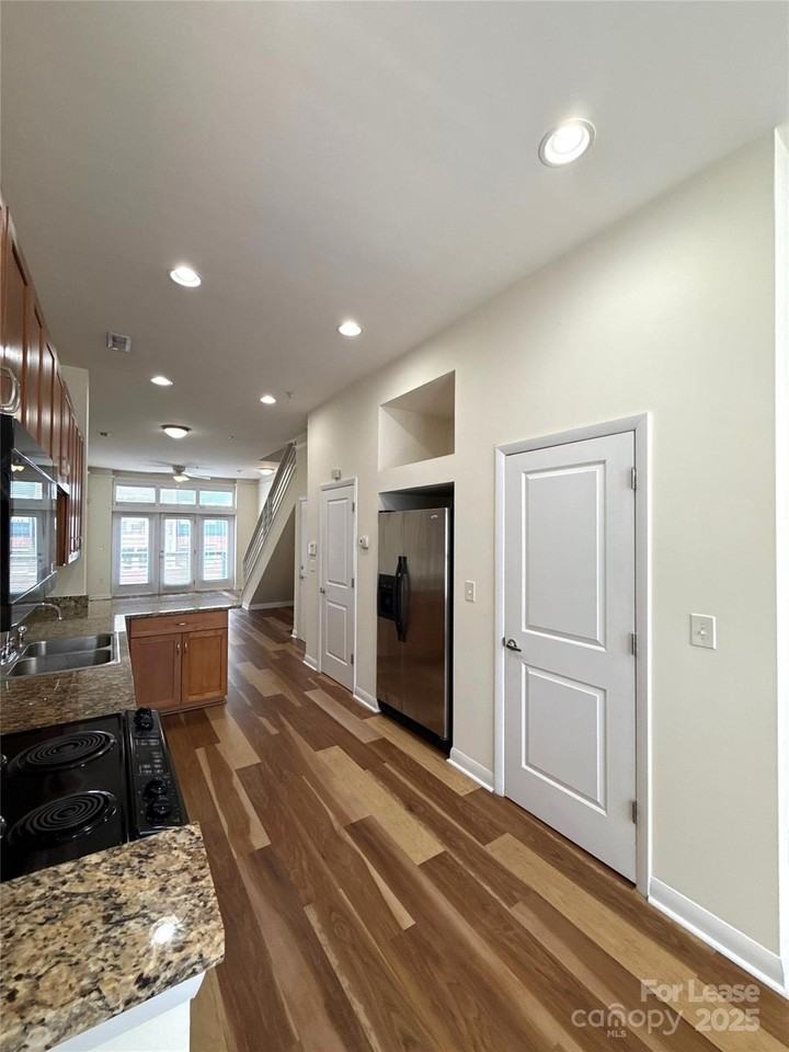 520 New Bern Station Court - Photo 6 of 17