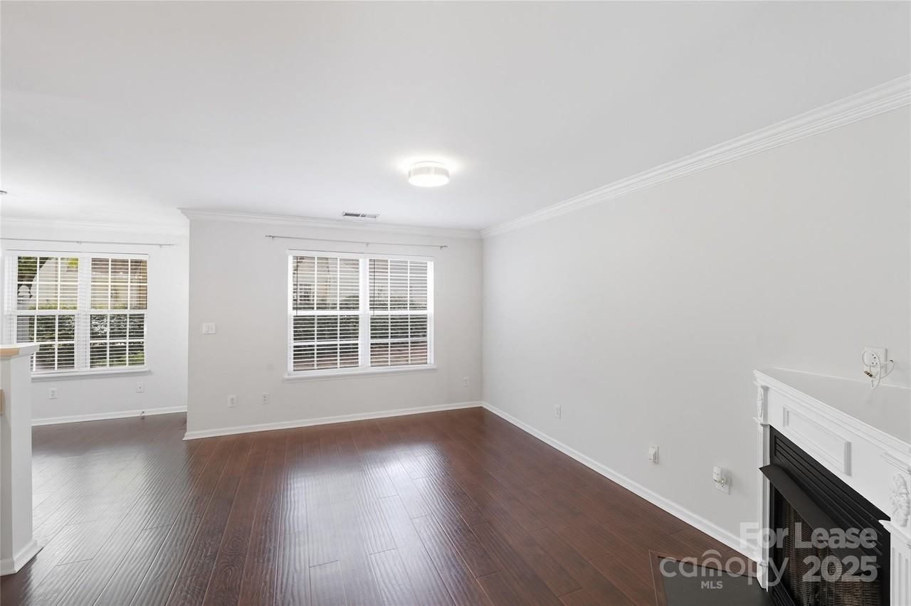 11212 Blake Port Court - Photo 2 of 27